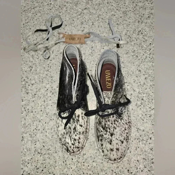 Uwezo Cow Hide Boots Size 7.5 - Picture 2 of 11